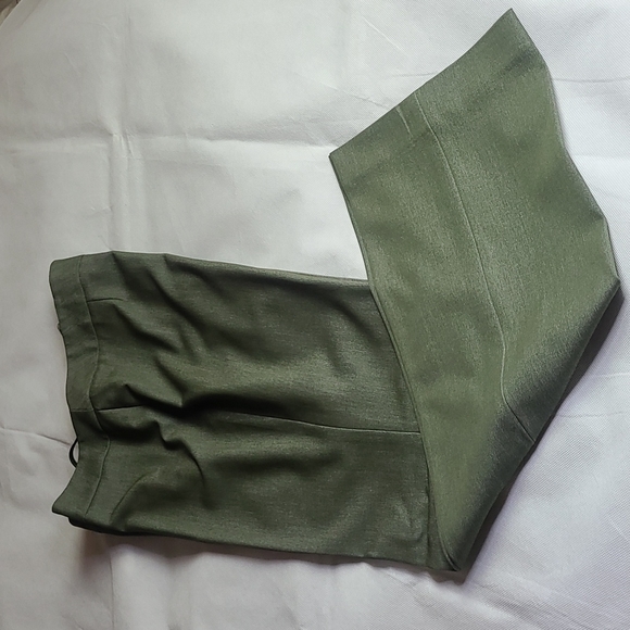 Ladies Pants Suit - Picture 6 of 10